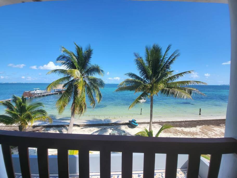 2 Rooms Apartment With Private Beach In Puerto Juarez Канкун Экстерьер фото