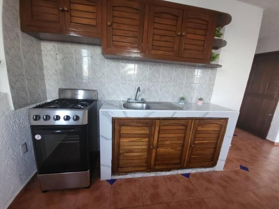 2 Rooms Apartment With Private Beach In Puerto Juarez Канкун Экстерьер фото